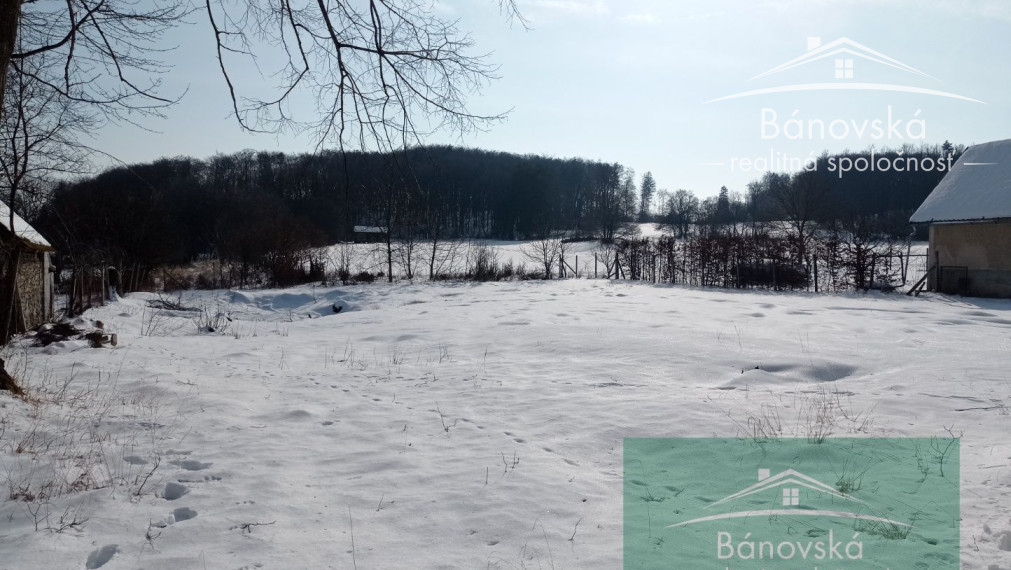 Rekreačná chalupa, pozemky na predaj