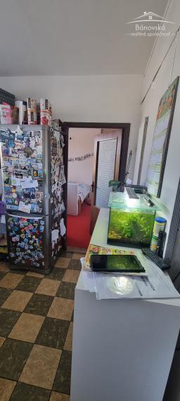 Rezervované - Ponúkame Vám na predaj 3 izbový byt v Bánovciach nad Bebravou na ulici Sládkovičova