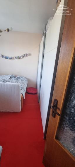 Rezervované - Ponúkame Vám na predaj 3 izbový byt v Bánovciach nad Bebravou na ulici Sládkovičova