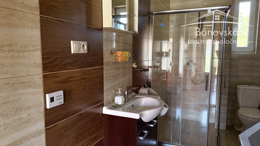 Ponúkame Vám na predaj rodinný dom v Novákoch