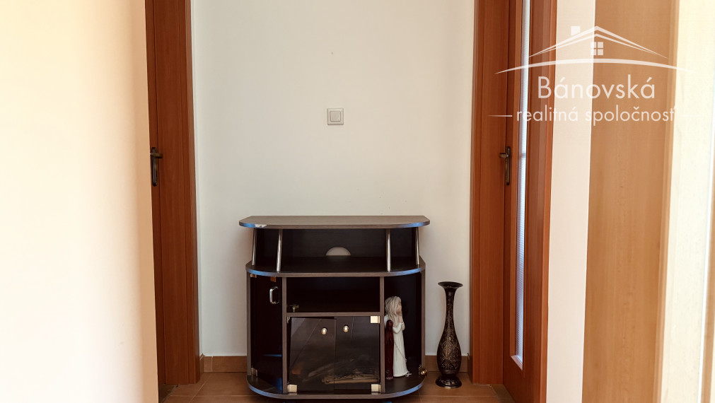 Ponúkame Vám na predaj rodinný dom v Novákoch