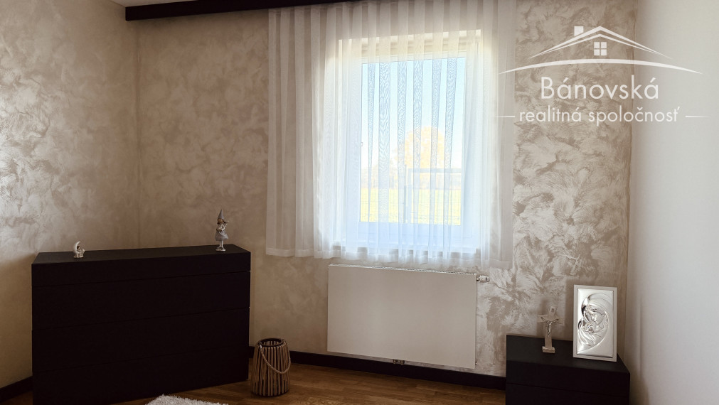 Kostolište – Na predaj novostavba 3 izbového rodinného domu s krásnou záhradou