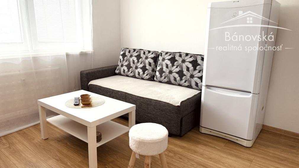 Malacky: Praktický 2-izbový byt po rekonštrukcii – ideálna voľba pre tých, ktorí hľadajú pohodlie a praktickú lokalitu