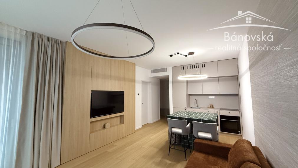 PRÉMIOVÝ PRENÁJOM – Dizajnový 2-izbový byt v SKY PARKU | Veža 4 | 16. poschodie