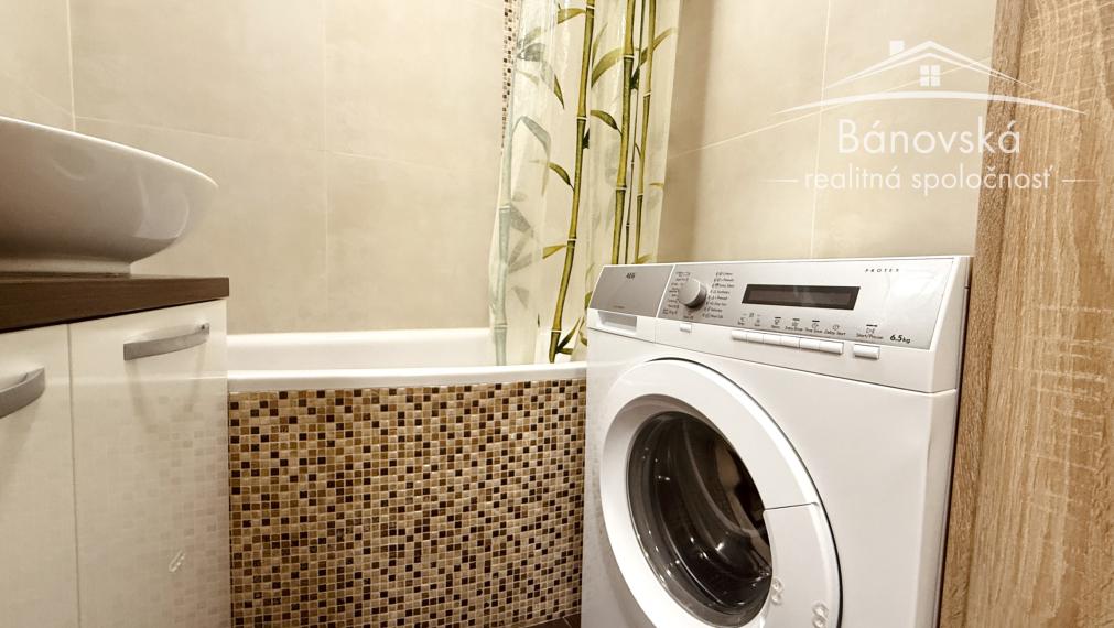 Prenájom 2-izbového bytu – Dúbravka, Gallayova ulica