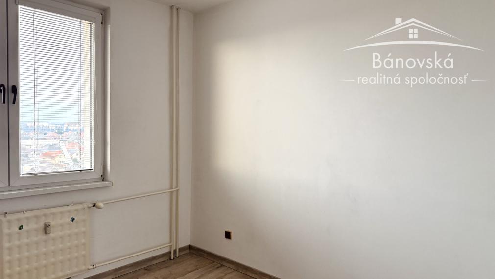 Na predaj 2 izbový byt s balkónom na Záhoráckej ulici