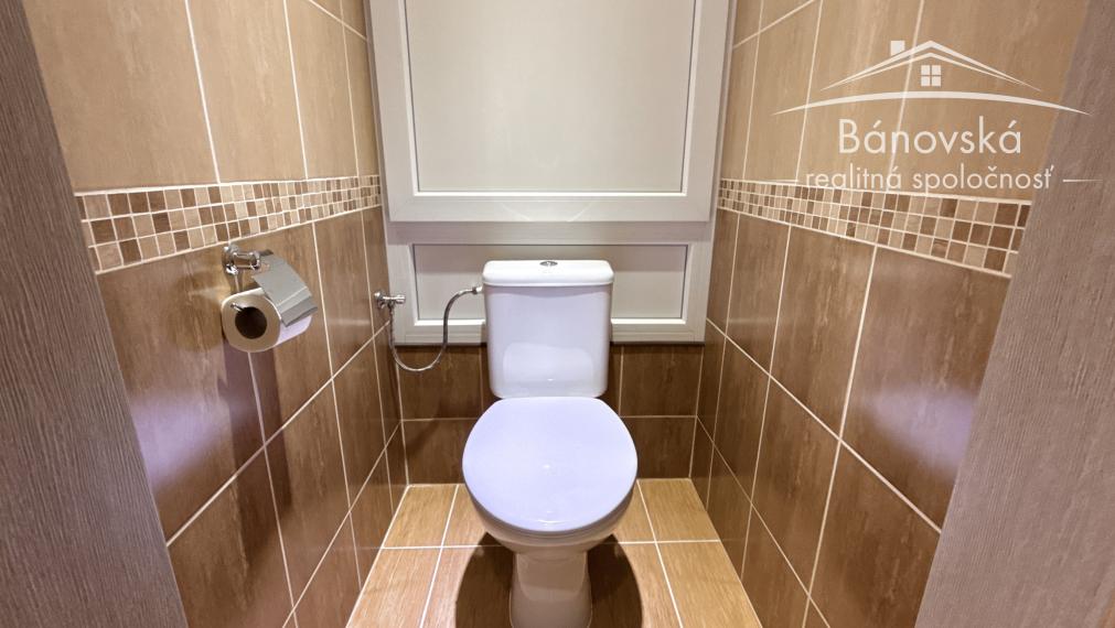 Na predaj 2 izbový byt s balkónom na Záhoráckej ulici