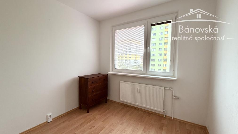 Svetlý 3 izbový byt s balkónom v obľúbenej časti Petržalky, Bratislava V