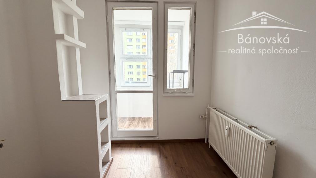 Svetlý 3 izbový byt s balkónom v obľúbenej časti Petržalky, Bratislava V