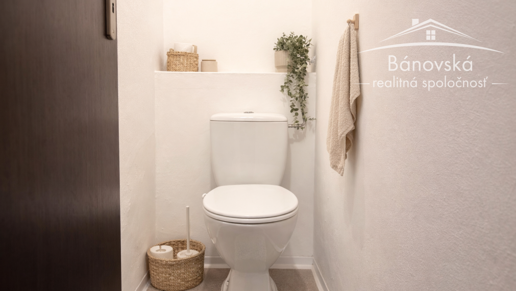 Svetlý 3 izbový byt s balkónom v obľúbenej časti Petržalky, Bratislava V