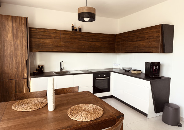 Kostolište – Na predaj novostavba 3 izbového rodinného domu s krásnou záhradou