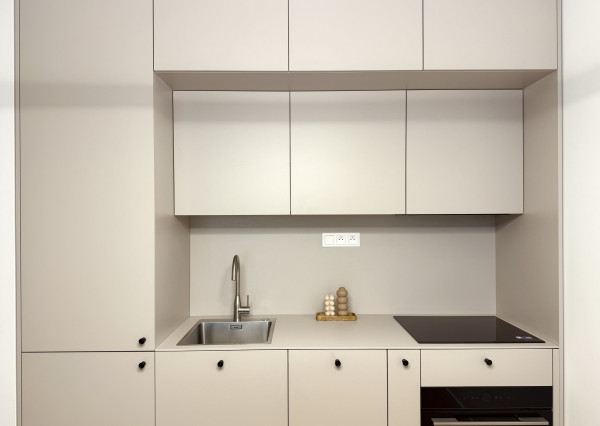 PRÉMIOVÝ PRENÁJOM – Dizajnový 2-izbový byt v SKY PARKU | Veža 4 | 16. poschodie