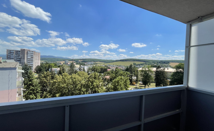 Ponúkame Vám na predaj 1-izbový byt v Bánovciach nad Bebravou o výmere 44m2. - fotografia 9