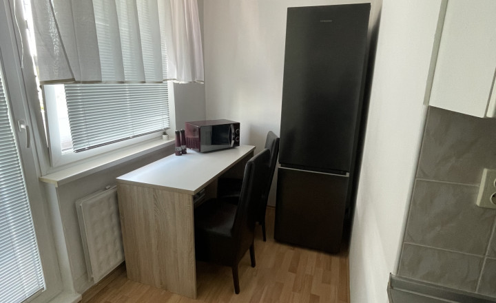 Ponúkame Vám na predaj 1-izbový byt v Bánovciach nad Bebravou o výmere 44m2. - fotografia 5