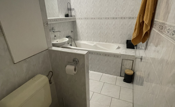 Ponúkame Vám na predaj 1-izbový byt v Bánovciach nad Bebravou o výmere 44m2. - fotografia 7